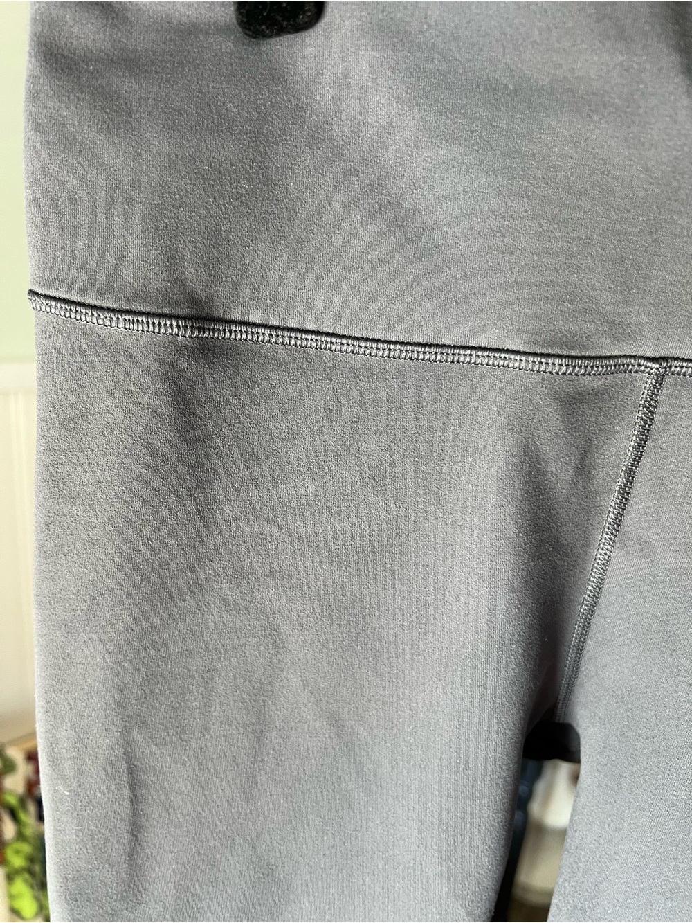 Fabletics Define PowerHold High Waisted 7/8 Legging - Picture 3 of 5